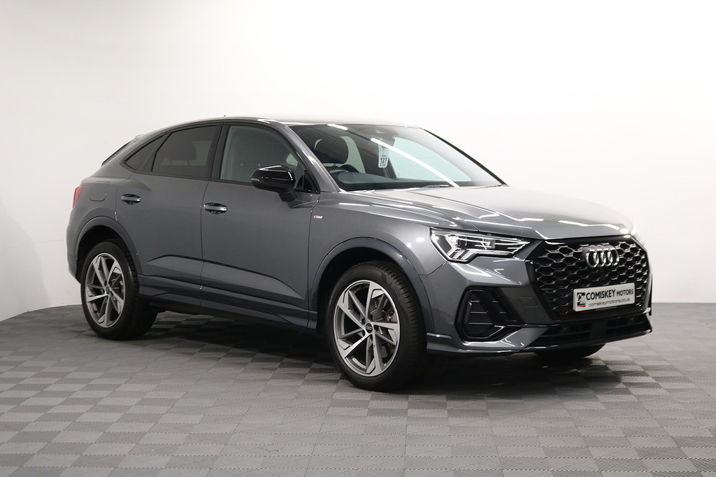Audi Q3 Tfsie Vorsprung Grey