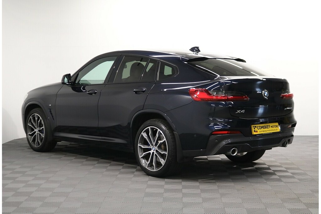 BMW X4 20D M Sport Black #4