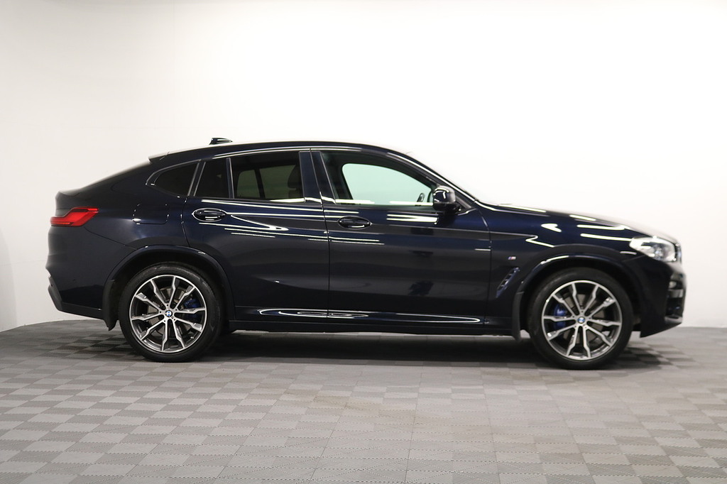 BMW X4 20D M Sport Black #6