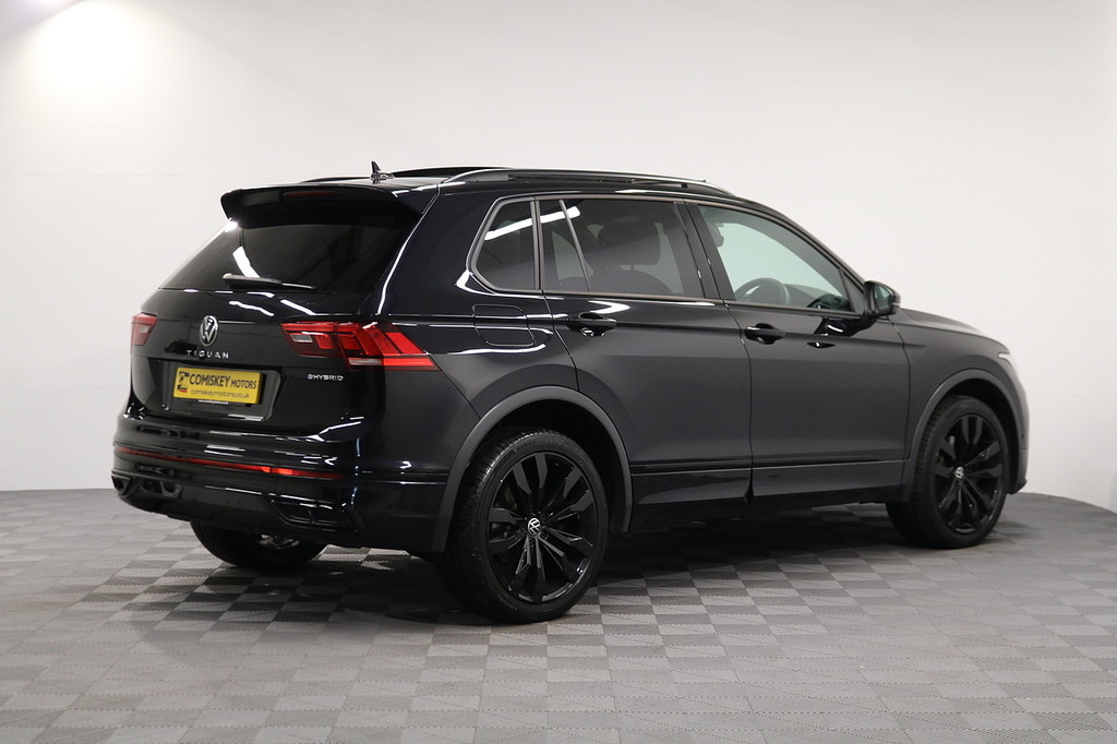 Volkswagen Tiguan Tsi Black Edition Black #6