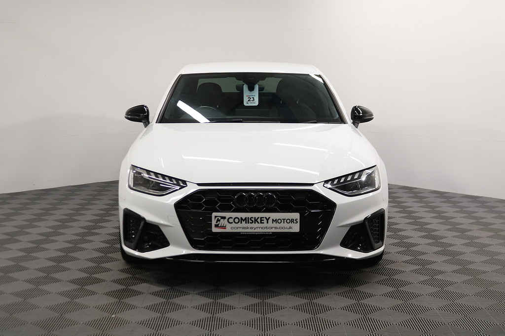 Audi A4 Tdi Black Edition LS73GGZ White #2