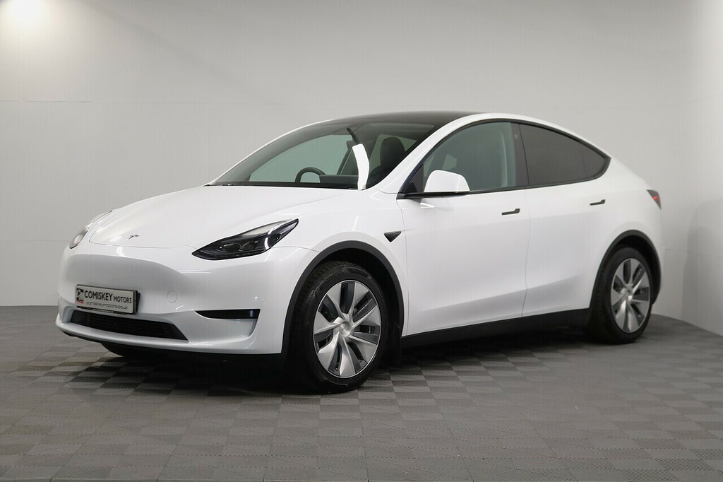 Tesla Model Y Suv LE23FOT White #3