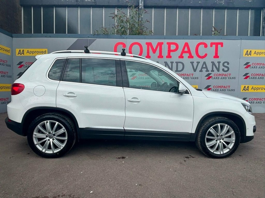 Volkswagen Tiguan 2L Match Edition White #4