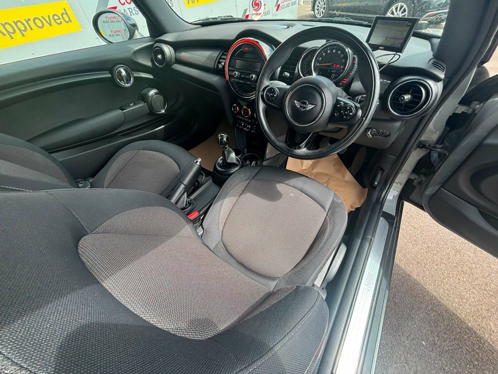 Mini Hatch 20 Road Tax A Stunning Stylish Fun To Drive Car. Red #17
