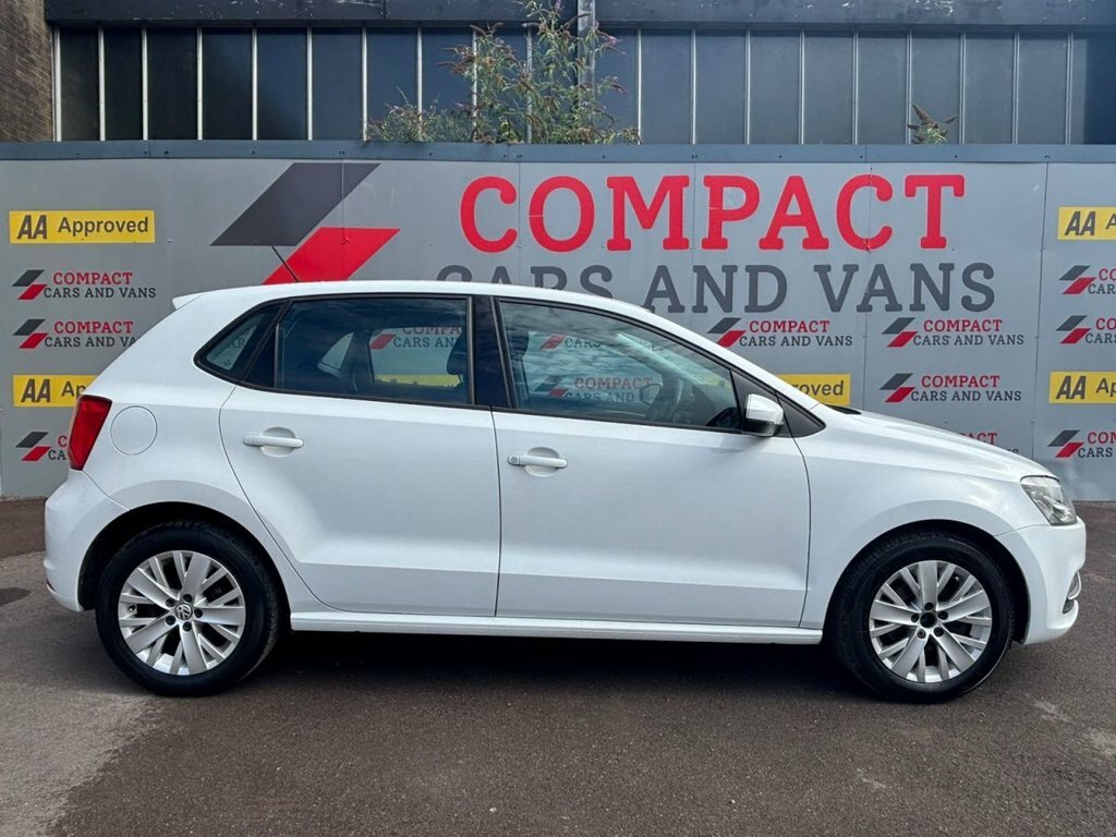 Volkswagen Polo 1.2L Se White #4