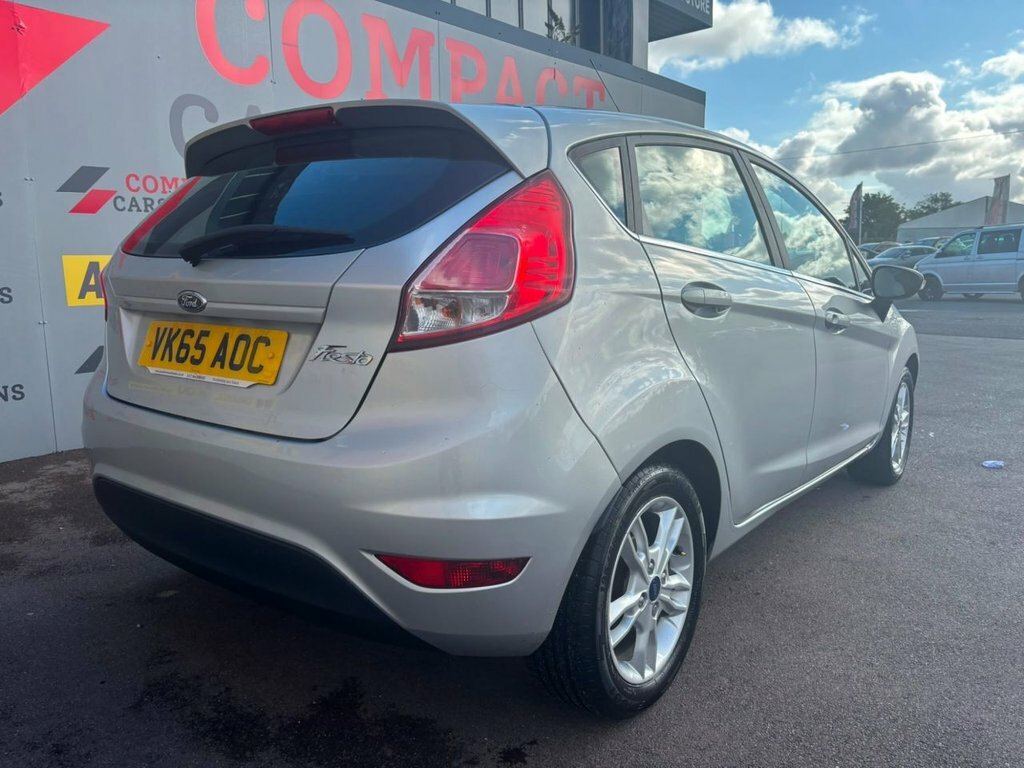 Ford Fiesta 1.3L Zetec Silver #5