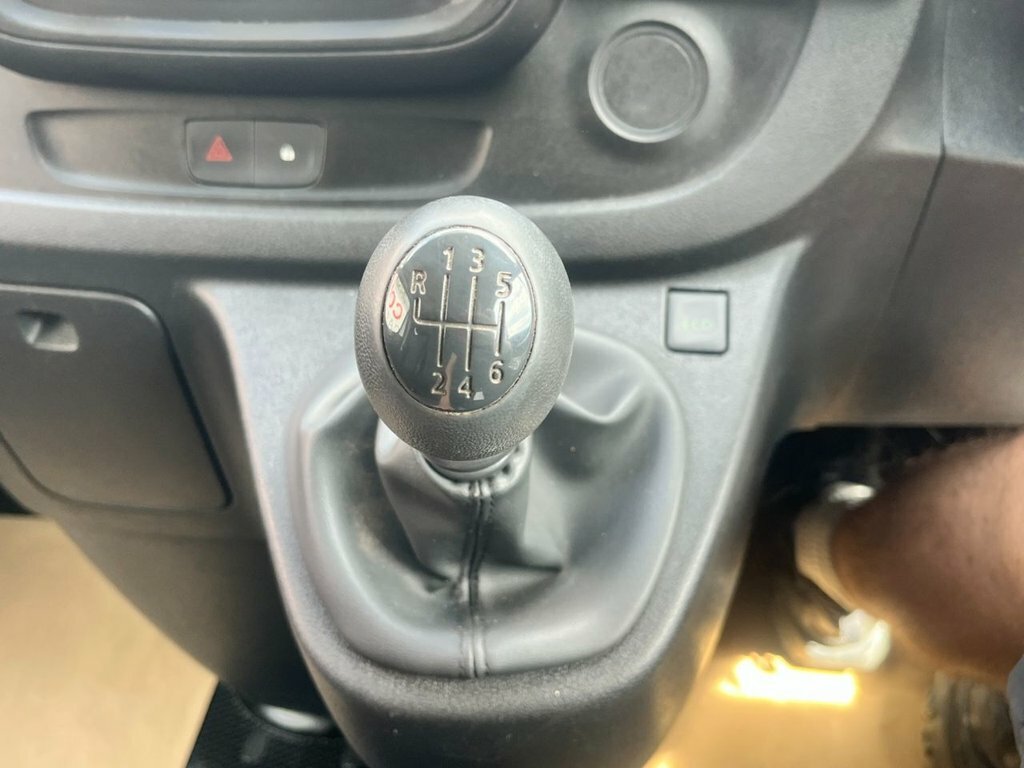 Vauxhall Vivaro 2900 1.6Cdti Biturbo 125Ps Sportive H1 Van Silver #11