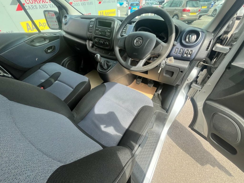 Vauxhall Vivaro 2900 1.6Cdti Biturbo 125Ps Sportive H1 Van Silver #13