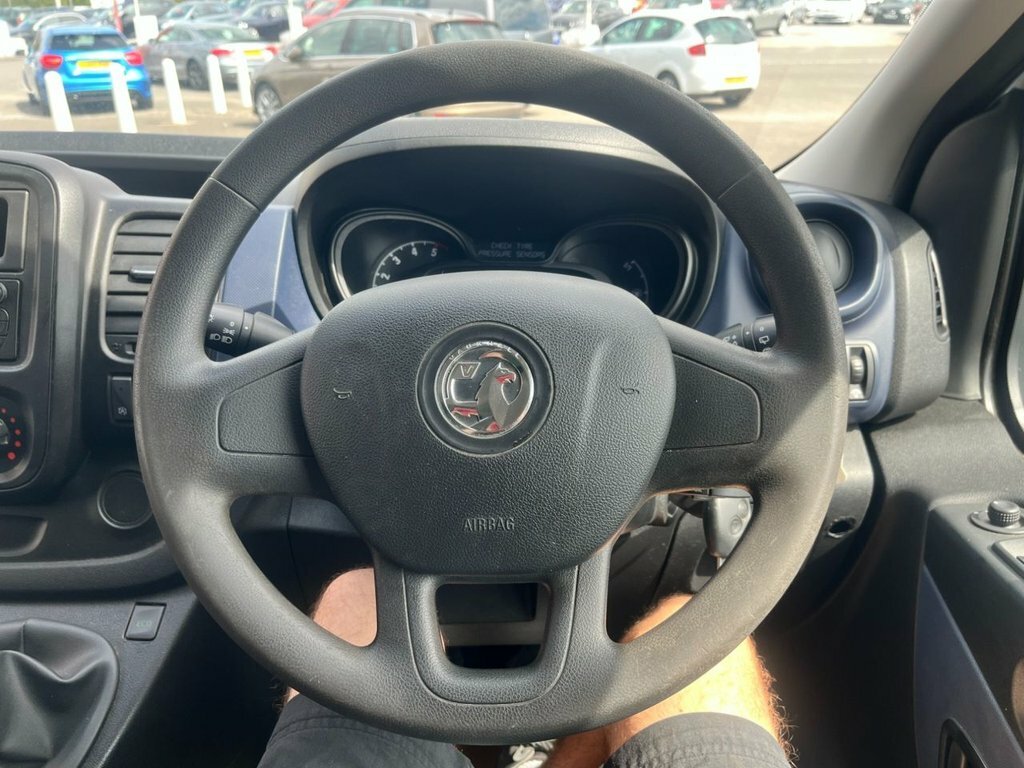 Vauxhall Vivaro 2900 1.6Cdti Biturbo 125Ps Sportive H1 Van Silver #8