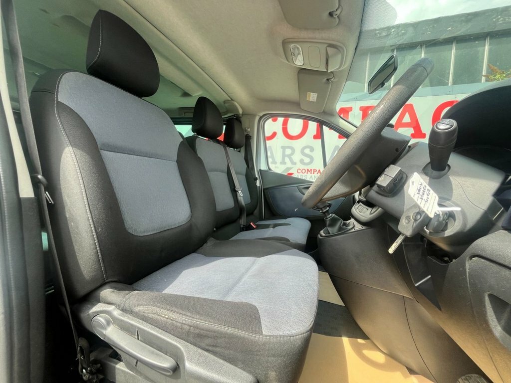 Vauxhall Vivaro 2900 1.6Cdti Biturbo 125Ps Sportive H1 Van Silver #15