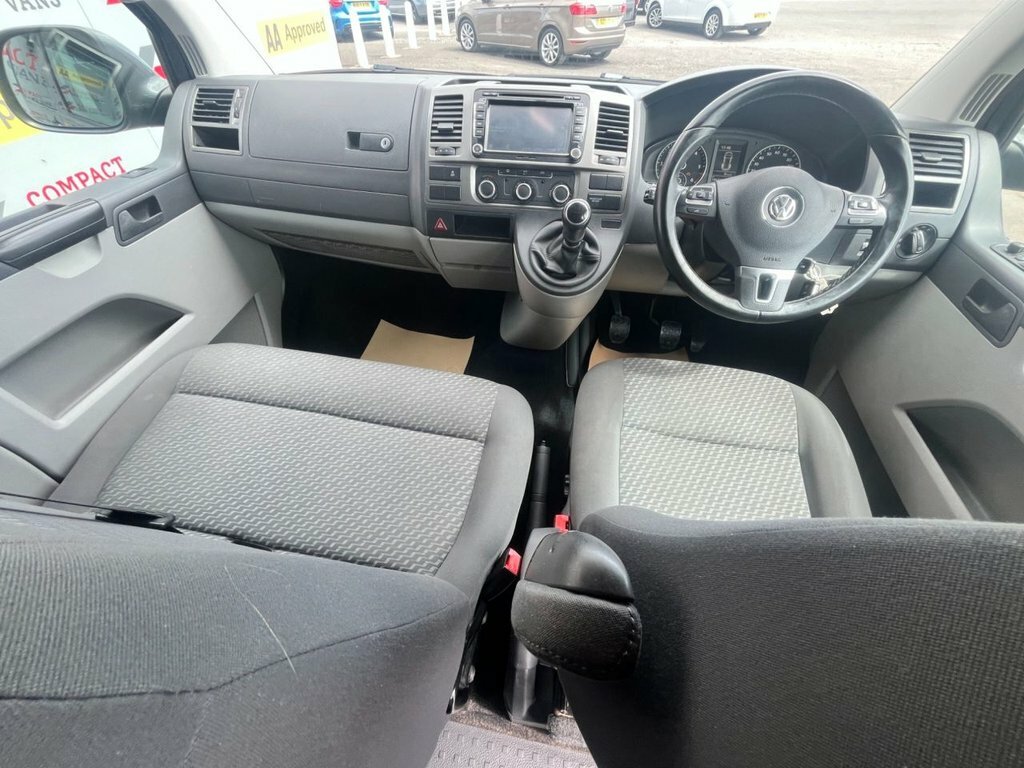 Volkswagen Transporter Combi Van 2.0 Bitdi T32 Highline Kombi Dsg 4Motion Grey #16