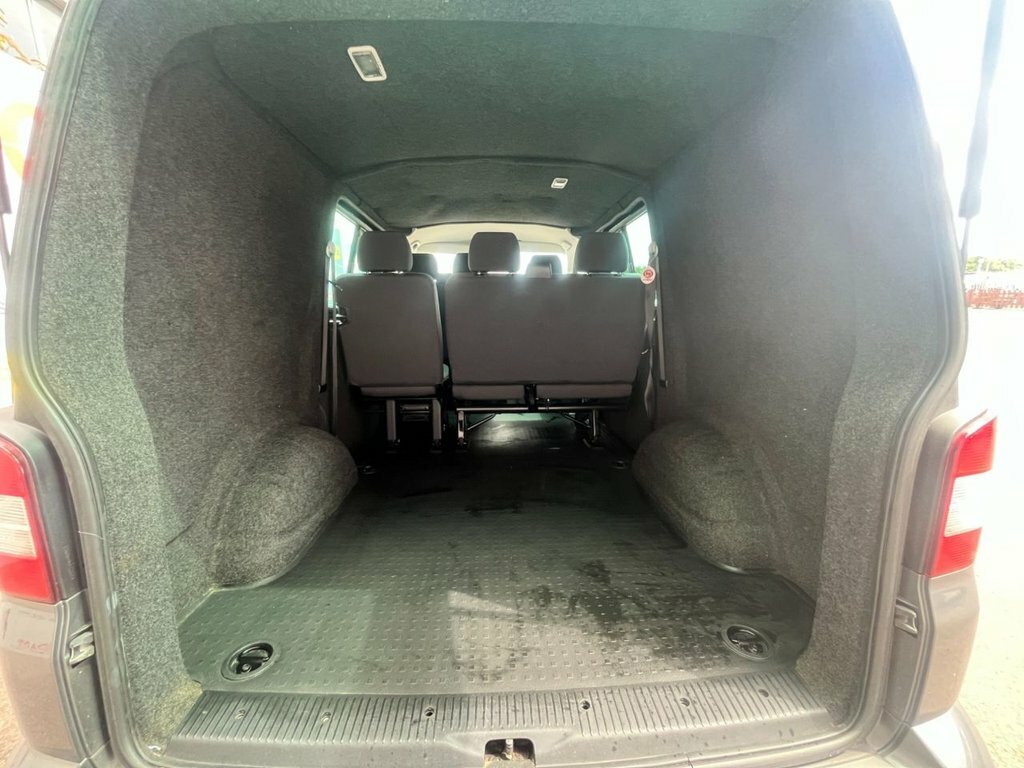 Volkswagen Transporter Combi Van 2.0 Bitdi T32 Highline Kombi Dsg 4Motion Grey #22