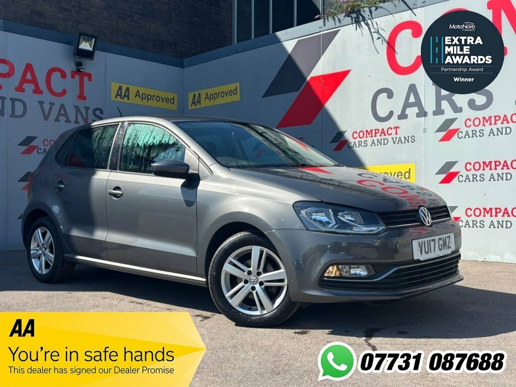 Volkswagen Polo Volkswagen Polo Hatchback 1.2 Tsi Match Grey #1