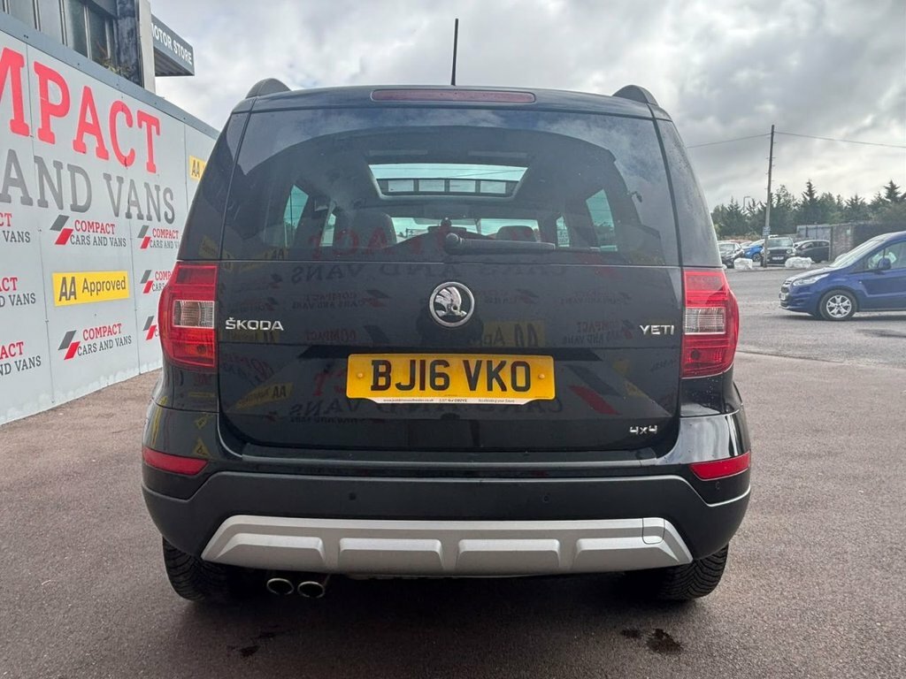 Skoda Yeti 2L Laurin Klement Black #6