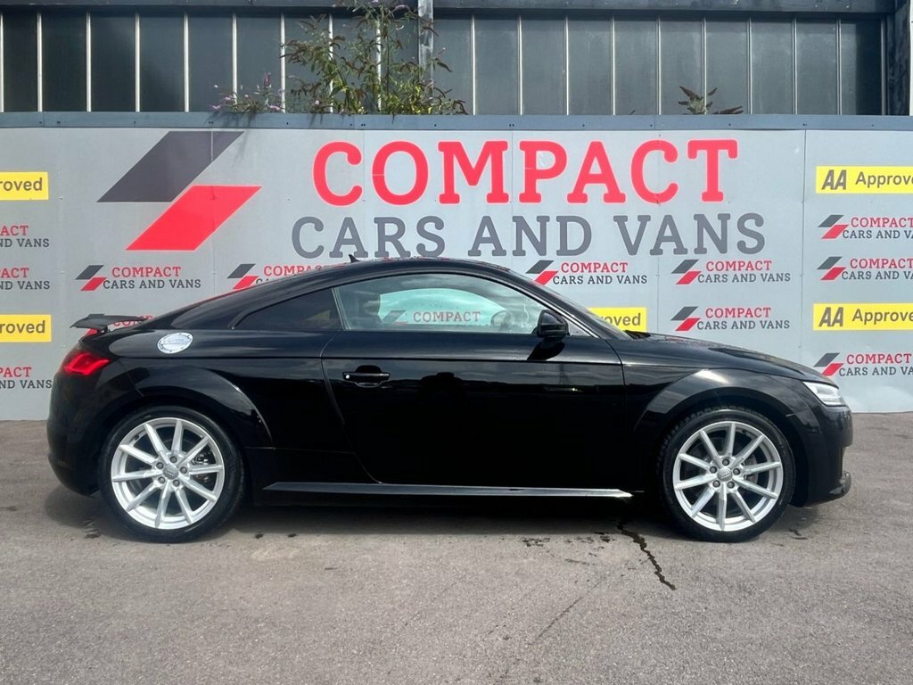 Audi TT 2L Sport CP16XHG Black #4