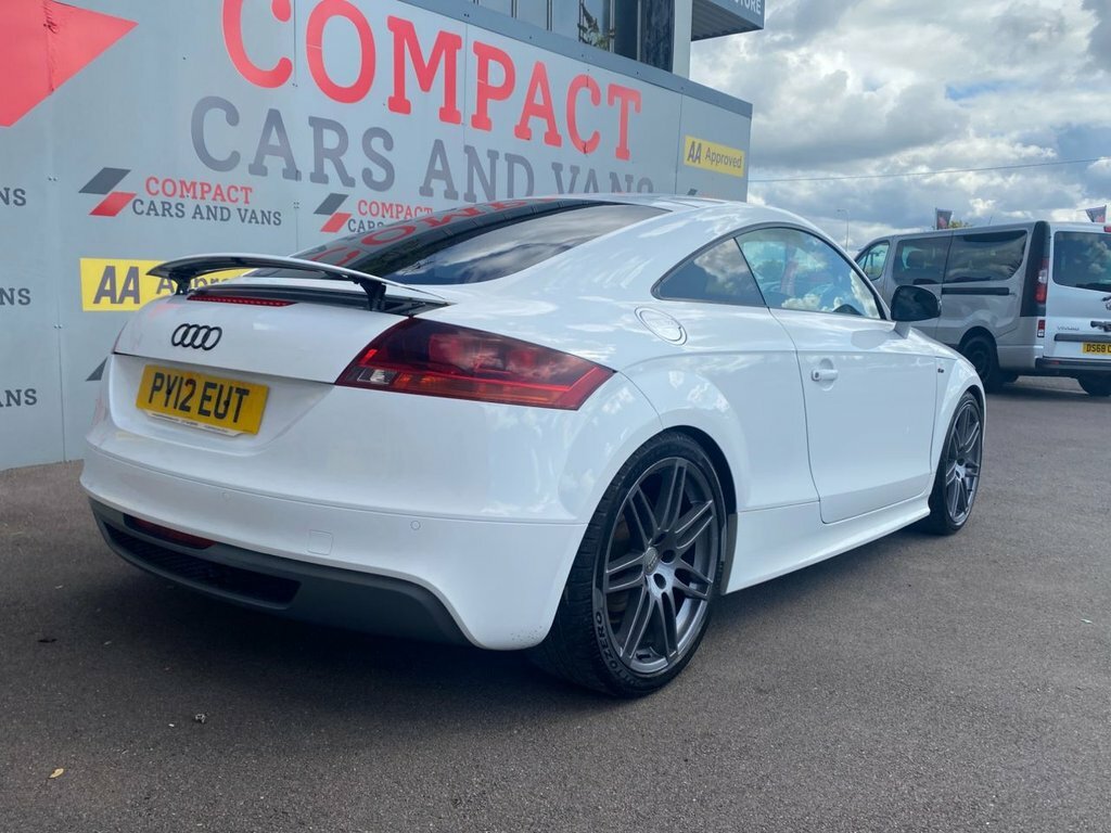 Audi TT 2L Black Edition PY12EUT White #5