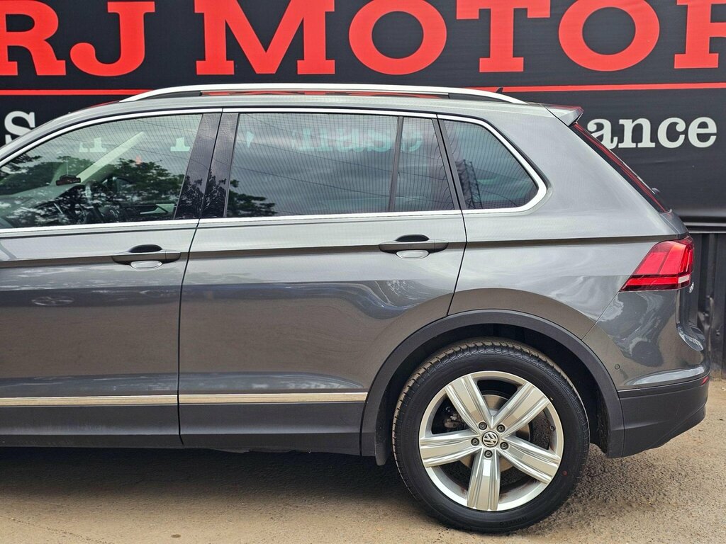 Volkswagen Tiguan R-line Tech Tdi Silver #27