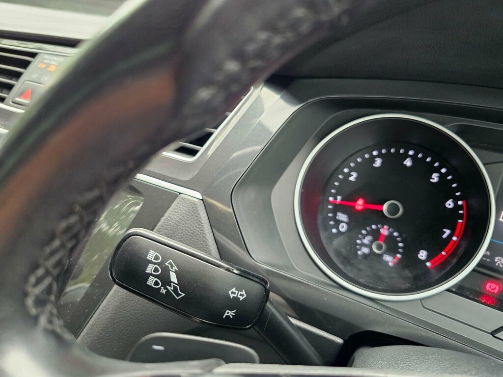 Volkswagen Tiguan R-line Tech Tdi Silver #38