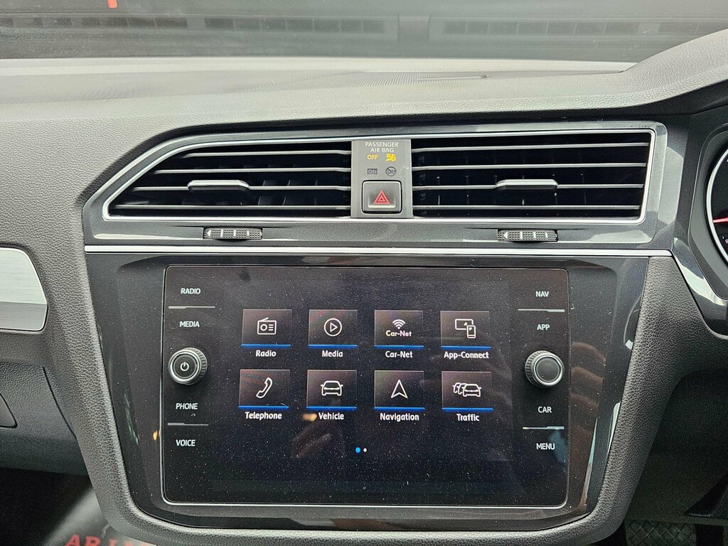 Volkswagen Tiguan R-line Tech Tdi Silver #26
