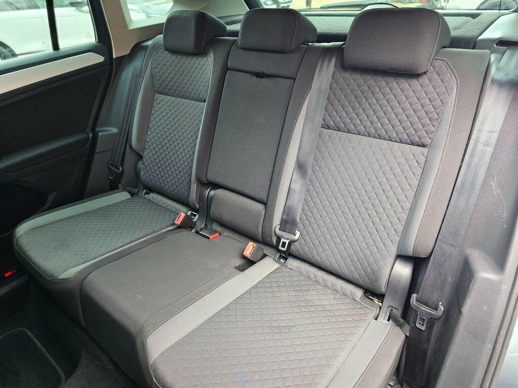 Volkswagen Tiguan R-line Tech Tdi Silver #25