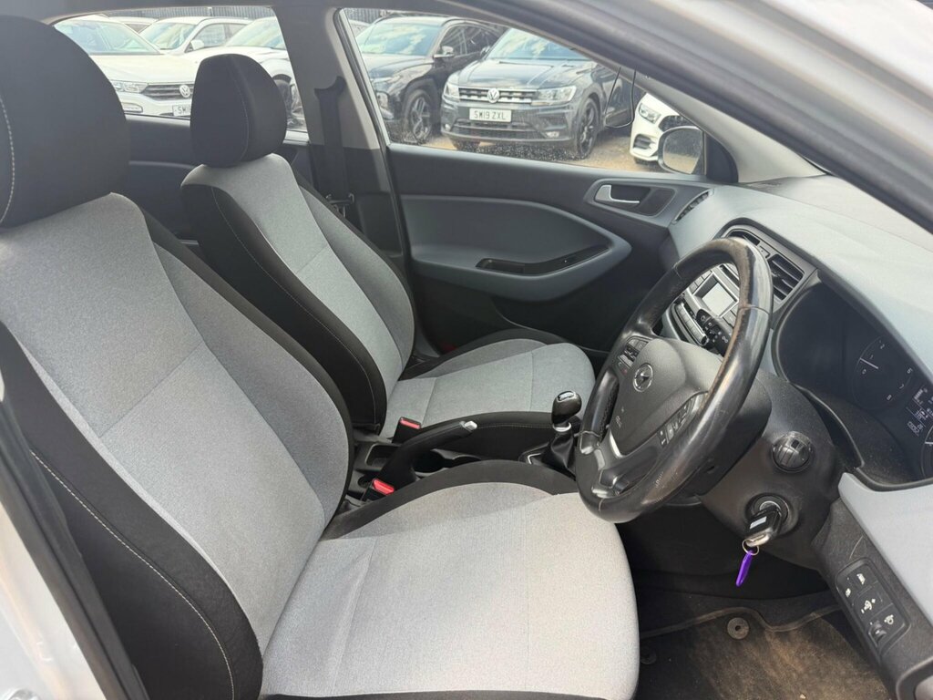 Hyundai I20 I20 Se Mpi Black #7