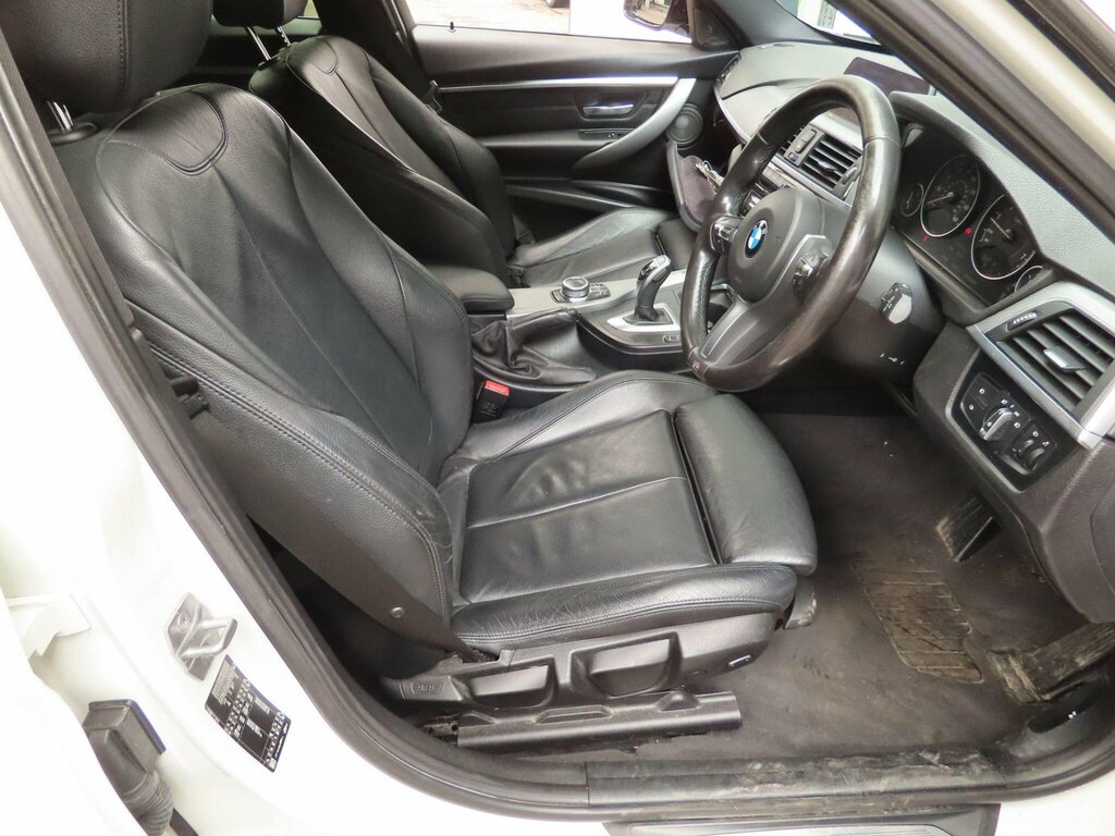 BMW 3 Series 2.0 320I M Sport Shadow Edition Touring Euro White #6