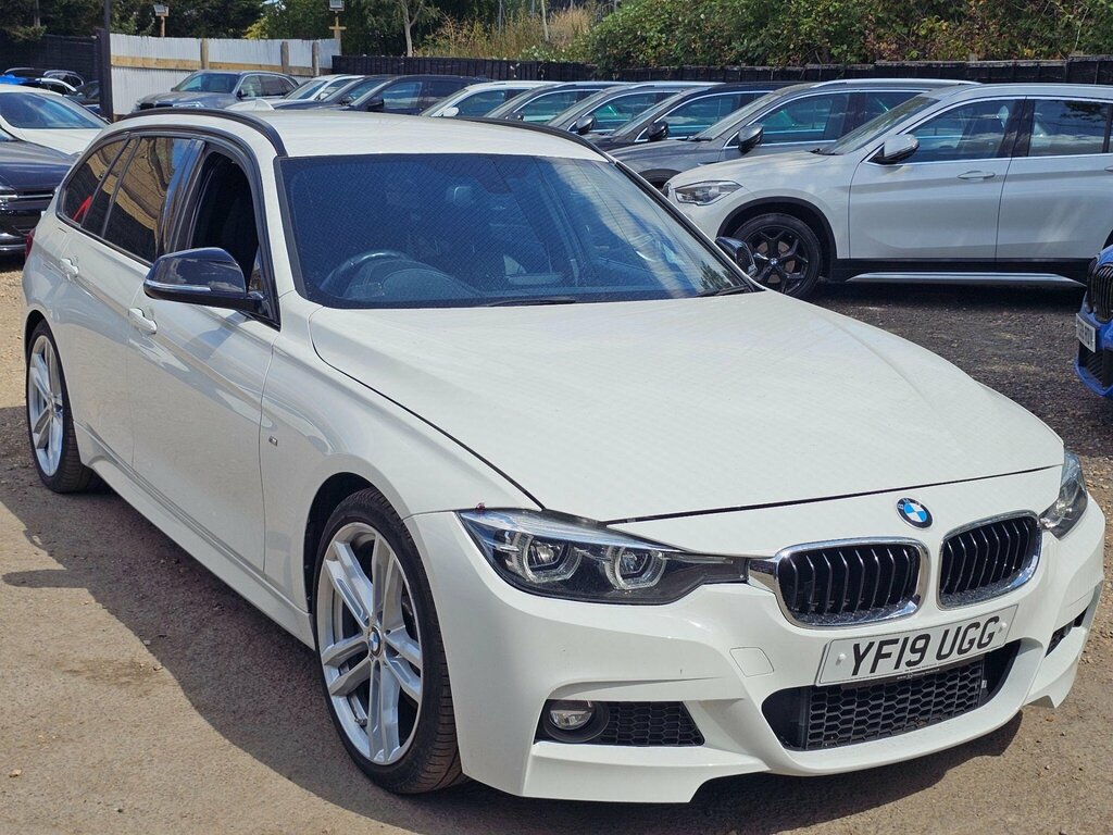 BMW 3 Series 2.0 320I M Sport Shadow Edition Touring Euro YF19UGG White