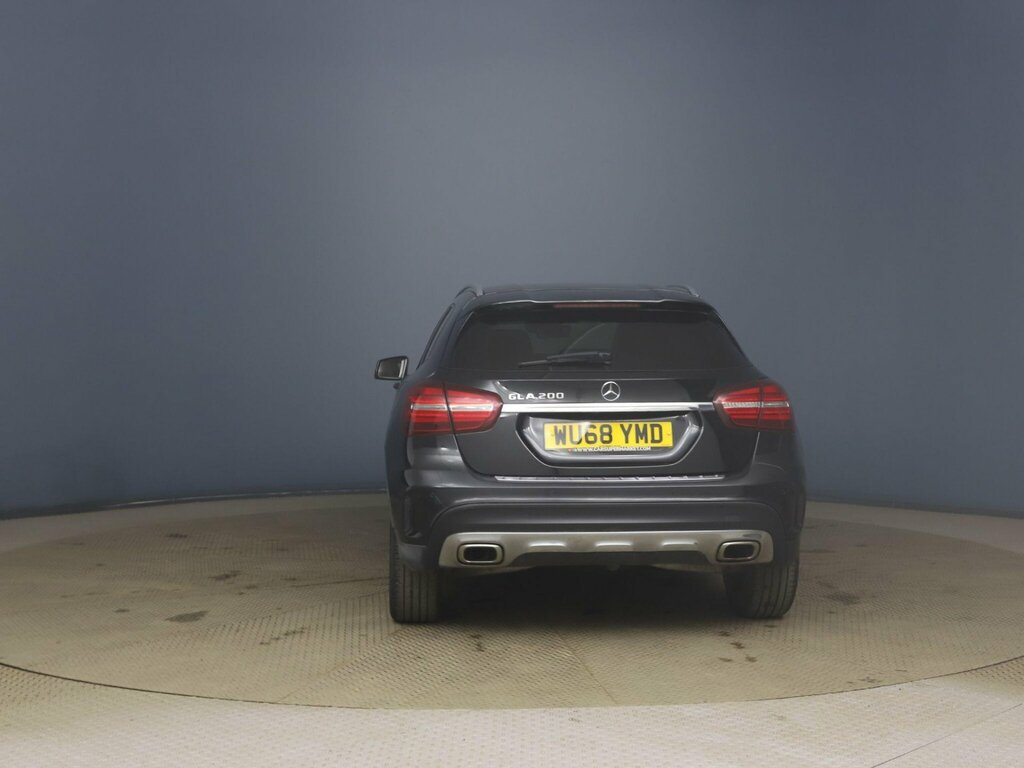 Mercedes-Benz GLA Class 1.6 Gla200 Amg Line Premium 7G-dct Euro 6 Ss Black #6
