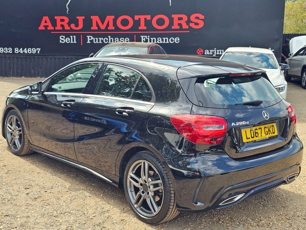Mercedes-Benz A Class 2.1 A200d Amg Line 7G-dct Euro 6 Ss Black #4