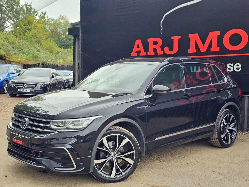 Volkswagen Tiguan 1.5 Tsi R-line Dsg Euro 6 Ss Black #4
