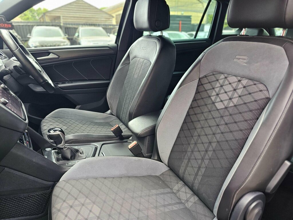 Volkswagen Tiguan Elegance White #20