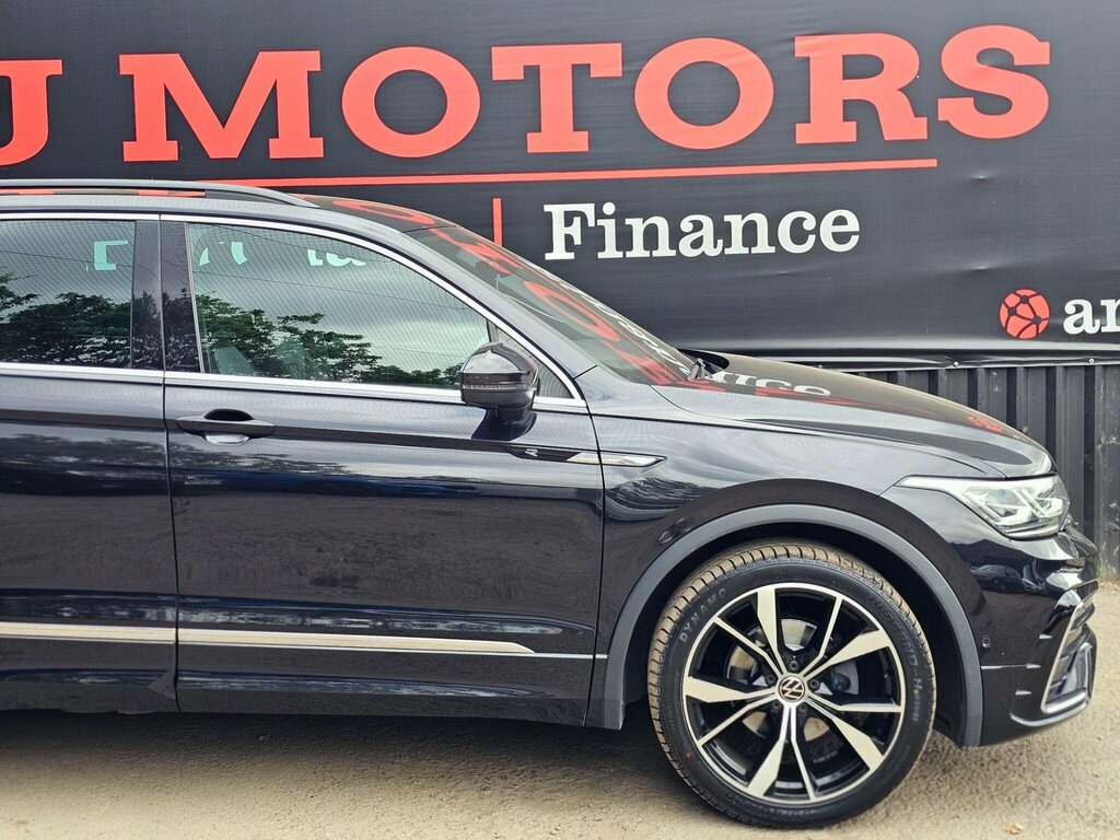 Volkswagen Tiguan Elegance White #24