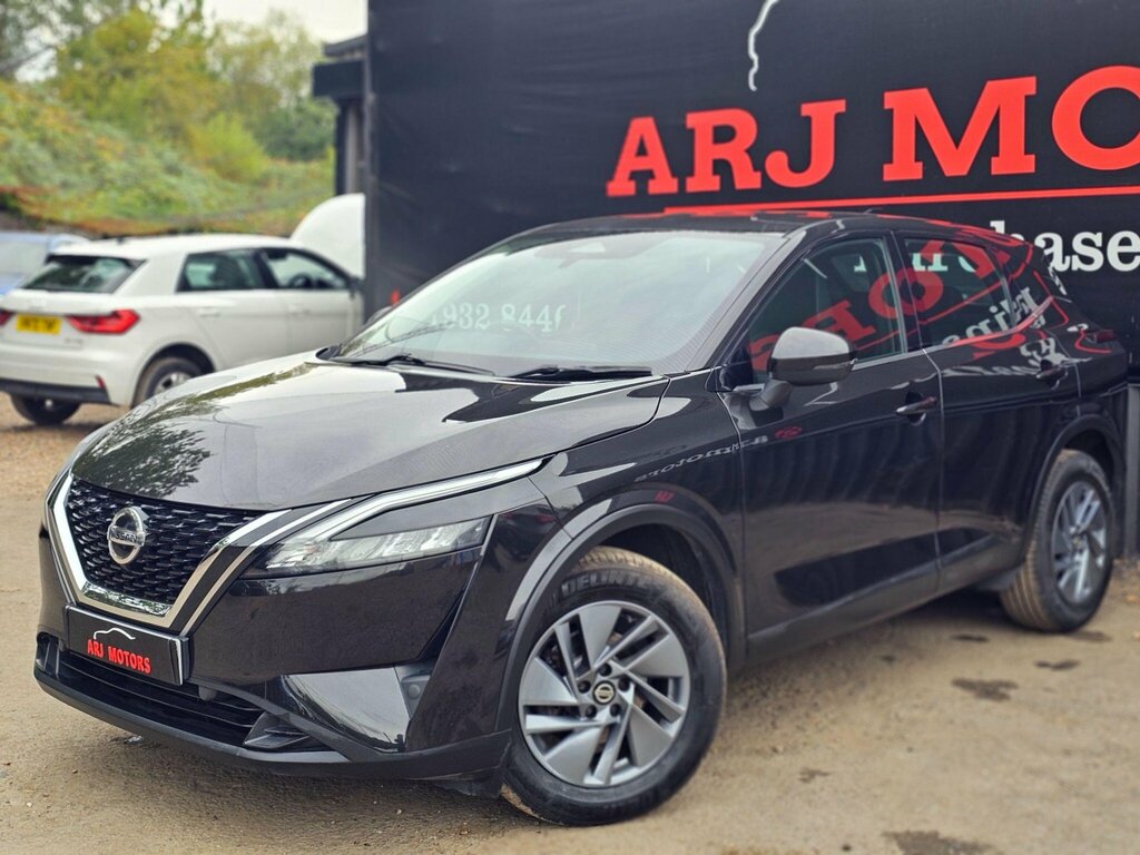 Nissan Qashqai 1.3 Dig-t Mhev Acenta Premium Euro 6 Ss Black #5