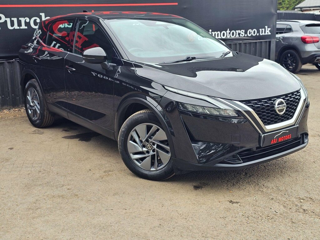 Nissan Qashqai 1.3 Dig-t Mhev Acenta Premium Euro 6 Ss Black