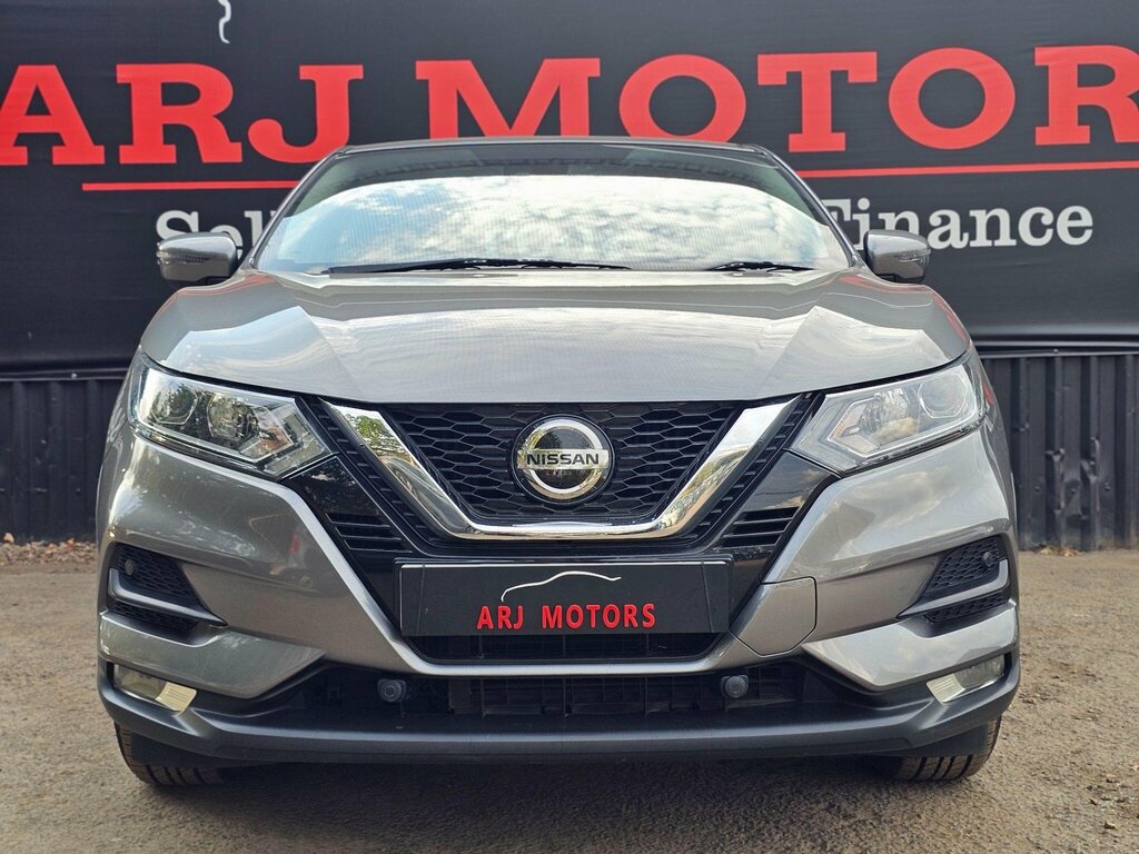 Nissan Qashqai 1.3 Dig-t 140 N-motion With Glass Roof And Nappa L Silver #3