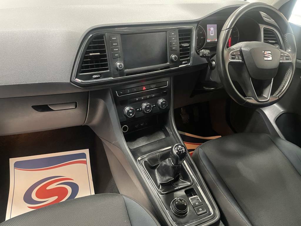 Seat Ateca Hatchback White #4