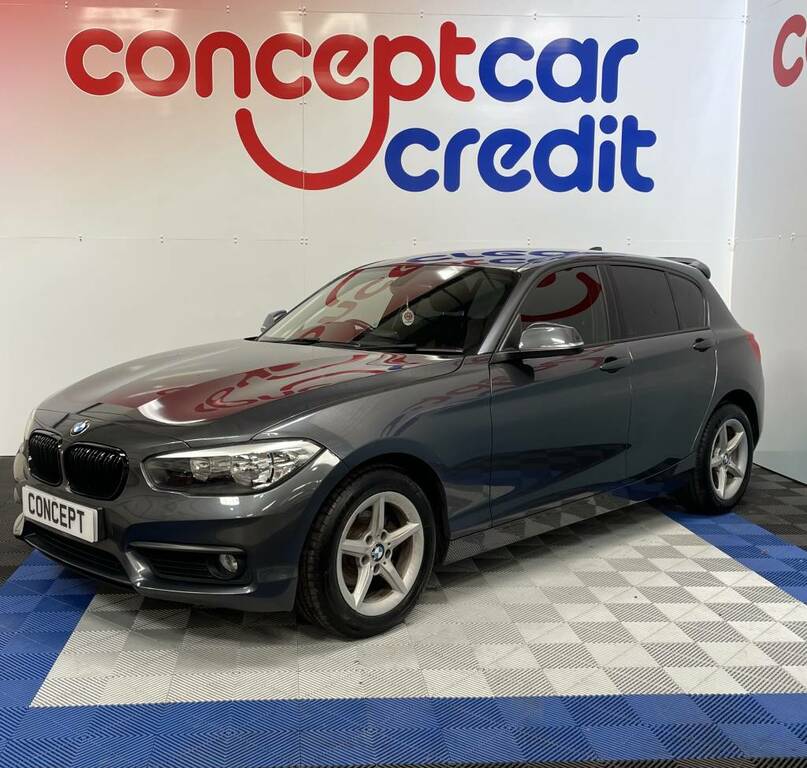 BMW 1 Series Hatchback 118I 1.5 Se Grey