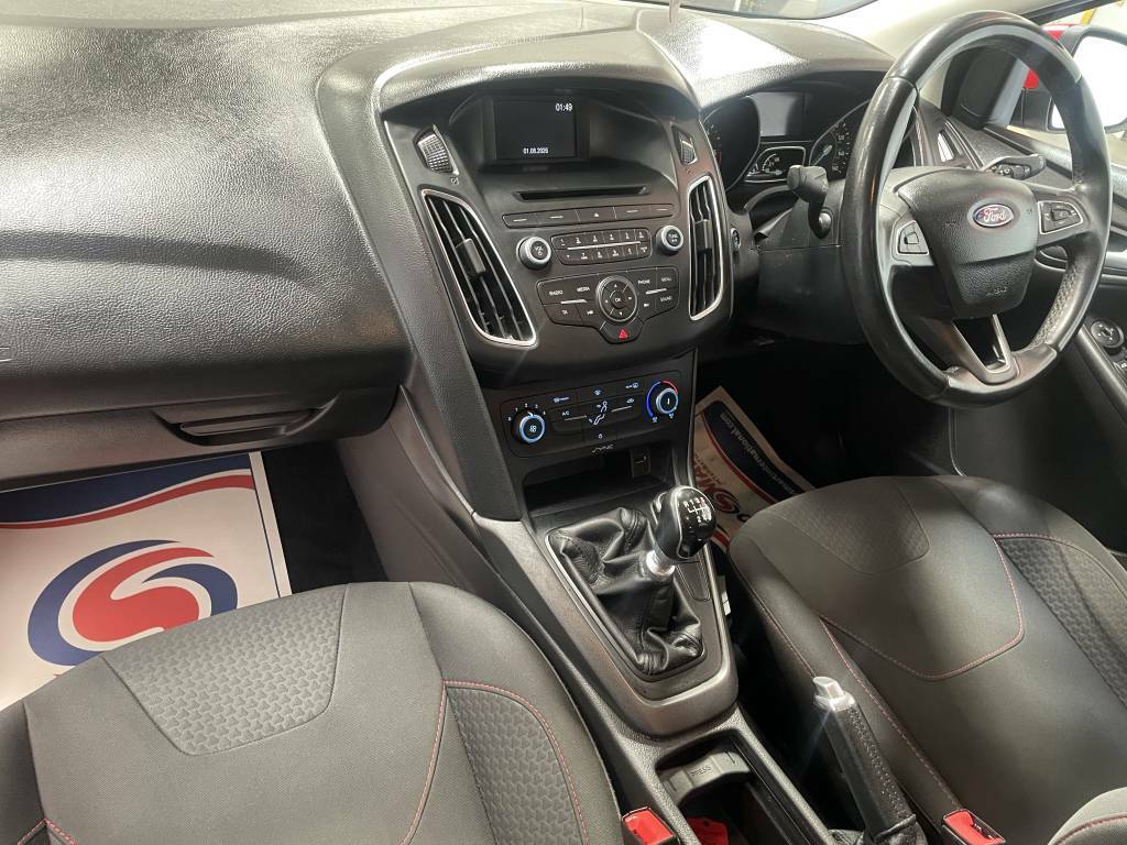 Ford Focus 2.0T Ecoboost St-3 Hatchback Eur Blue #4