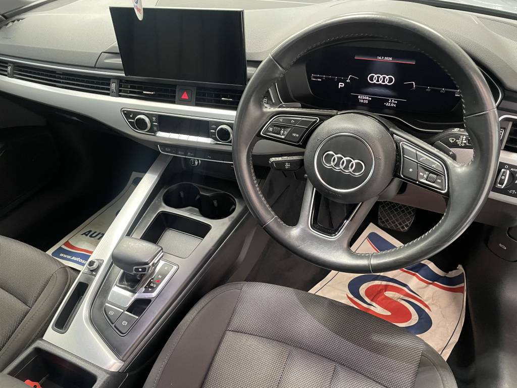 Audi A4 Saloon 35 Tdi Technik Silver #3
