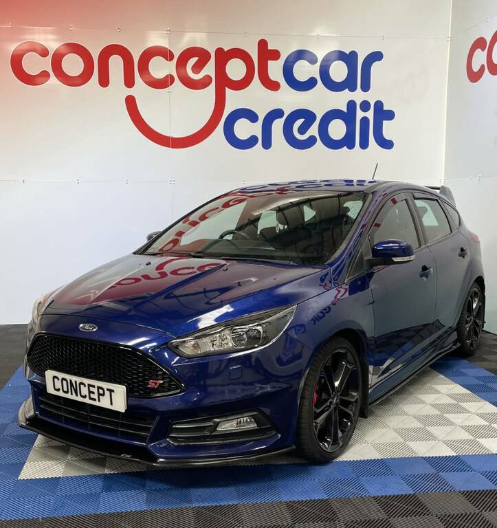 Ford Focus 1.5 Tdci Zetec Edition Estate Black #1