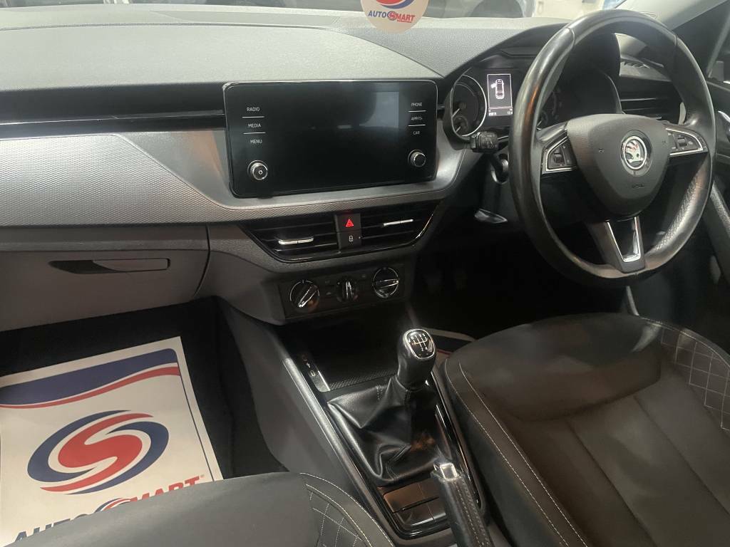 Skoda Scala Hatchback 1.0 Tsi 95 Se Black #4