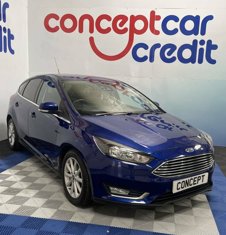 Ford Focus 1.6 Ti-vct 125Ps Zetec 5-Door Estate White #2