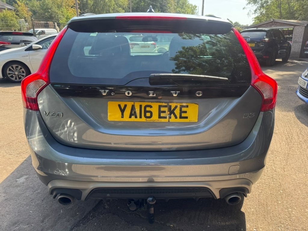 Volvo V60 2.0 D2 R-design Estate Euro 6 S Black #13