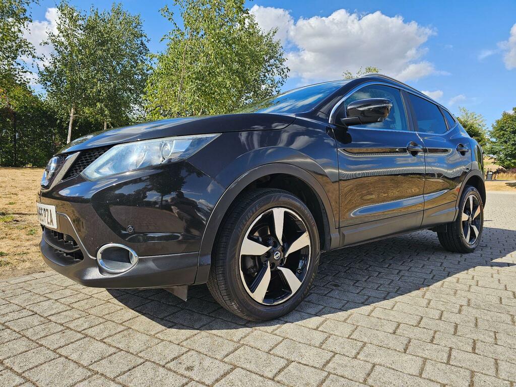 Nissan Qashqai 1.6 Dci Tekna Hatchback Red #41