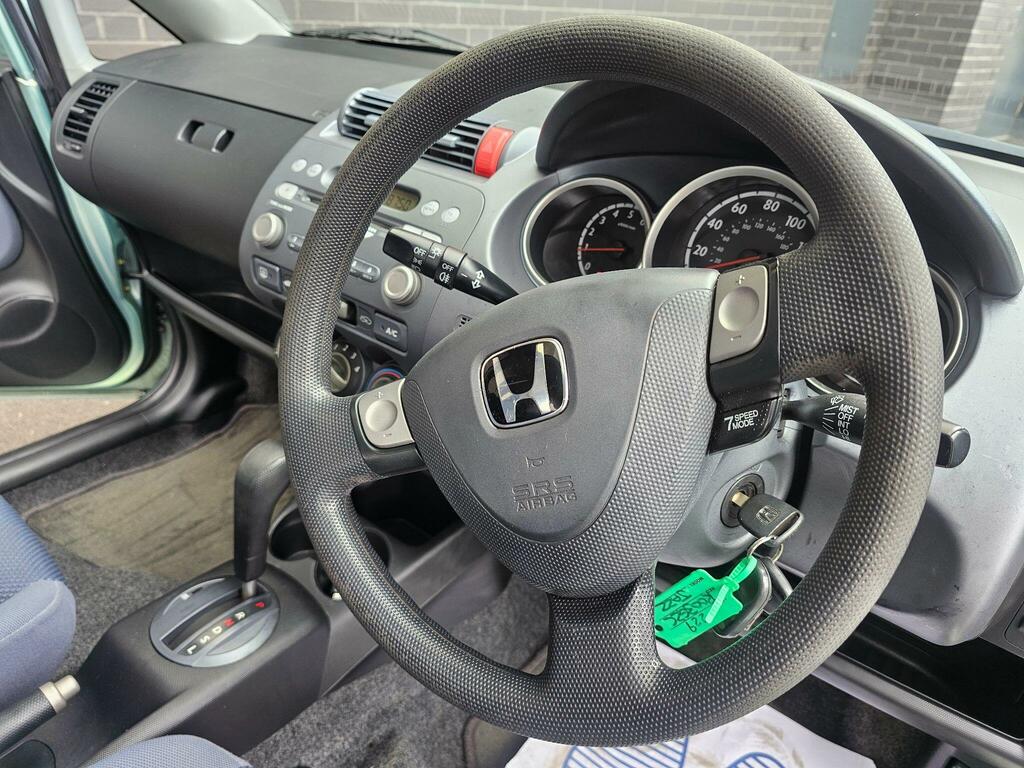 Honda Jazz 1.4 I-dsi Se Cvt-7 Blue #17