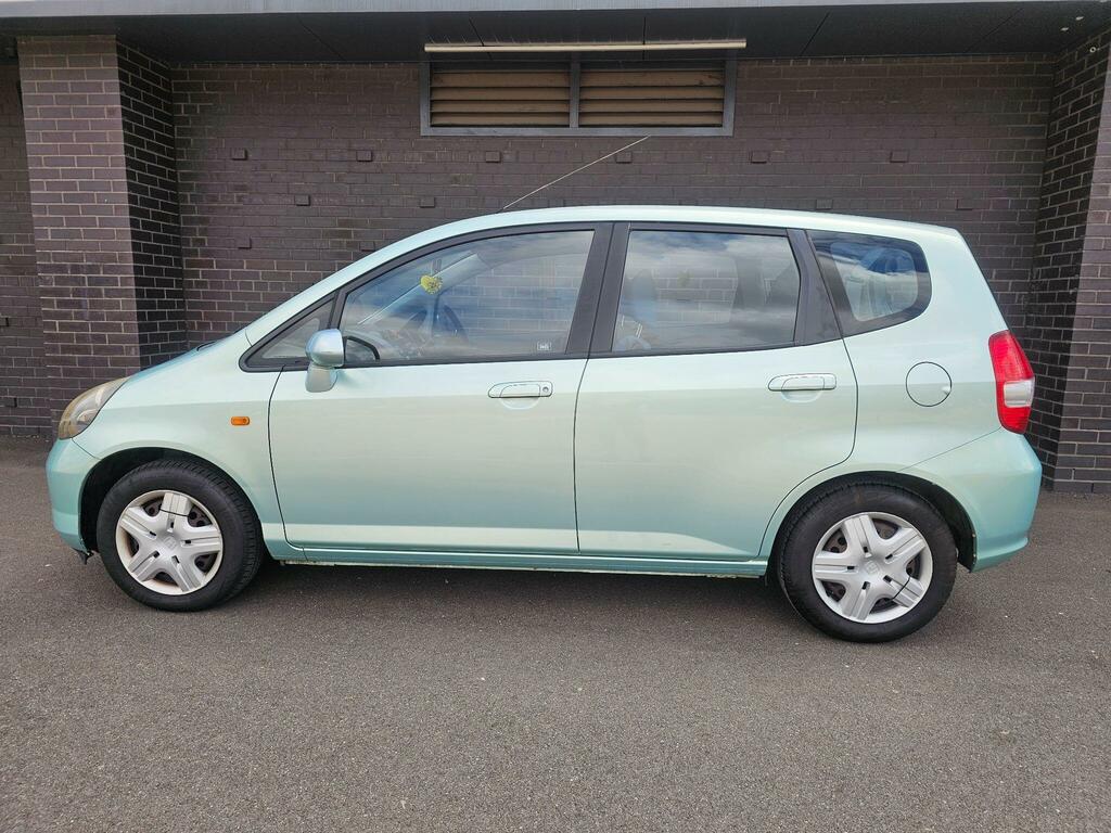 Honda Jazz 1.4 I-dsi Se Cvt-7 Blue #25