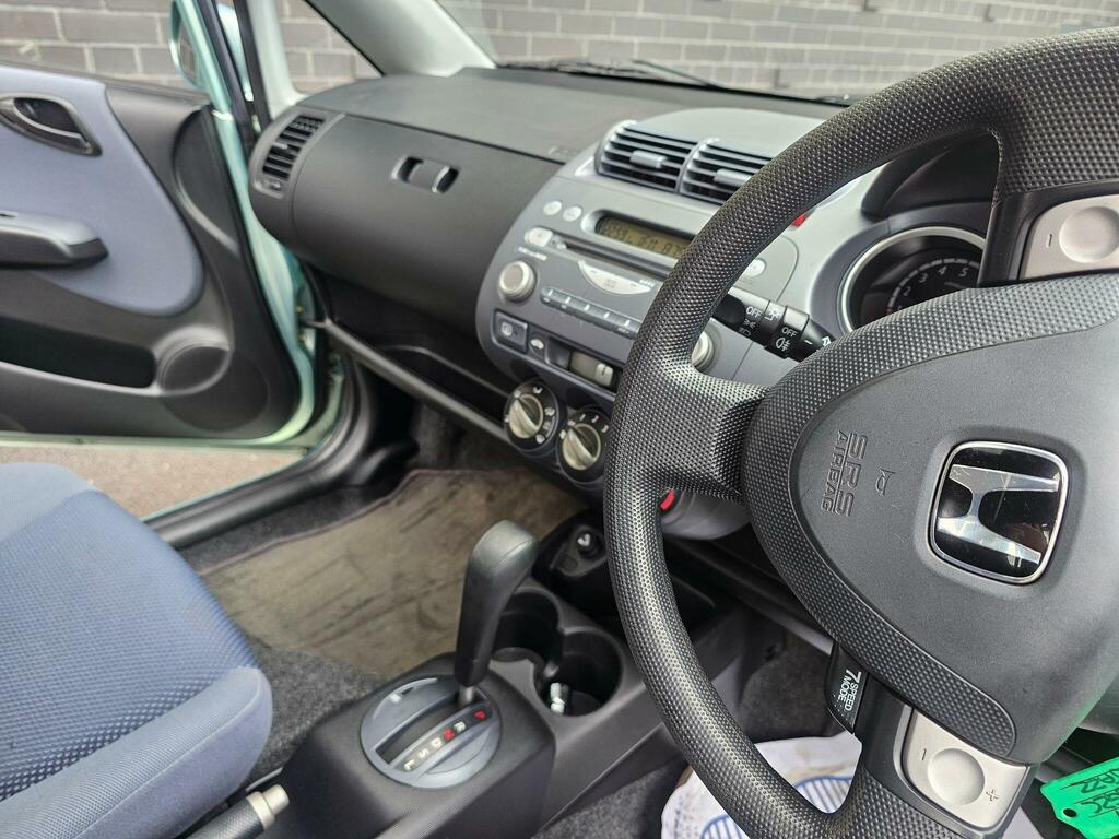 Honda Jazz 1.4 I-dsi Se Cvt-7 Blue #18