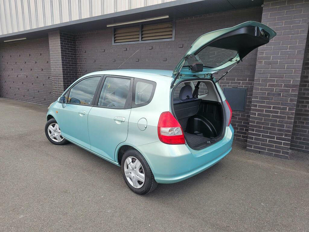 Honda Jazz 1.4 I-dsi Se Cvt-7 Blue #21