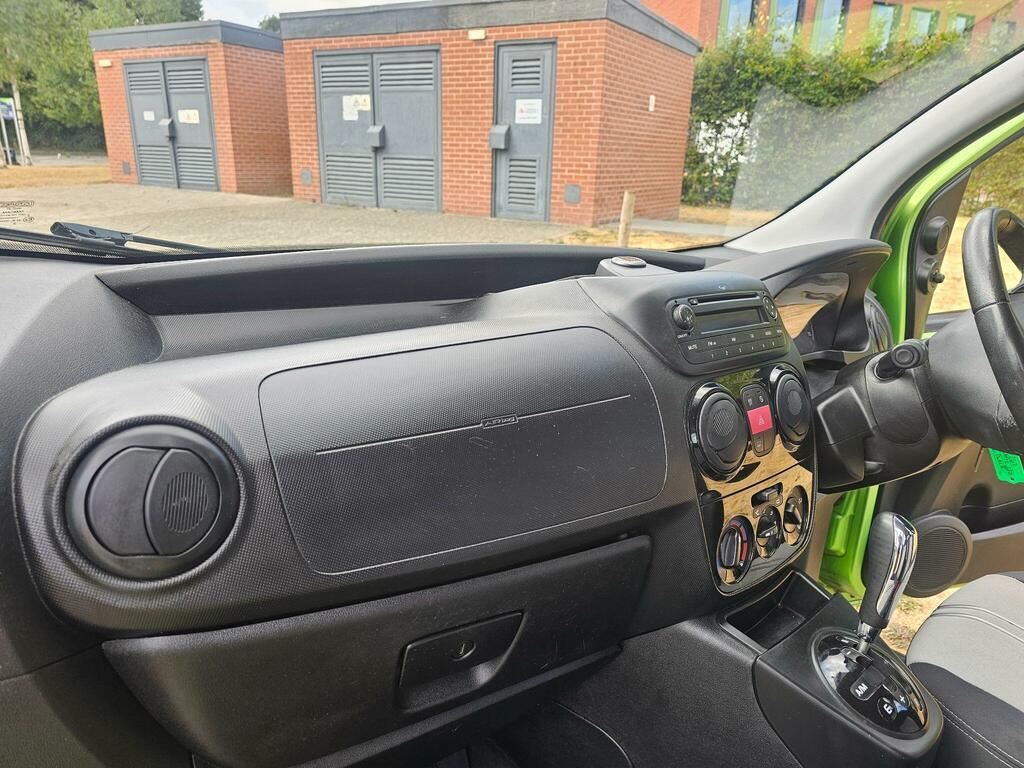 Fiat Qubo 1.3 Multijet My Life Green Mpv Diese Green #24
