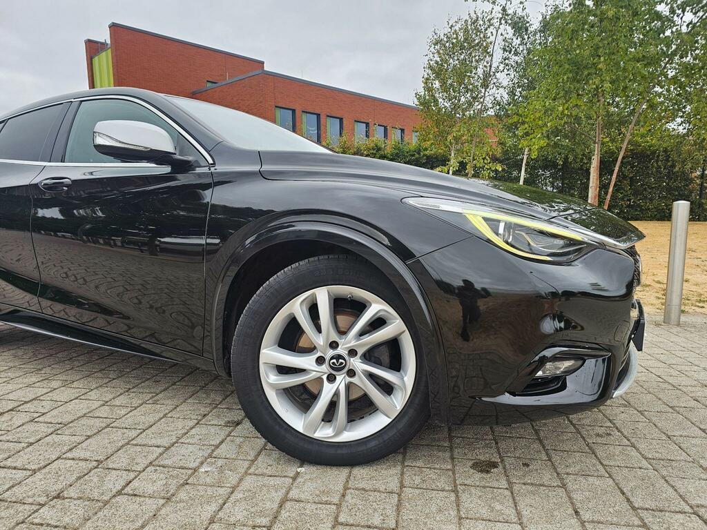 Infiniti Q30 1.5D Business Executive Dct Euro 6 Ss Black #3